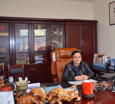 混凝土、倪文勇