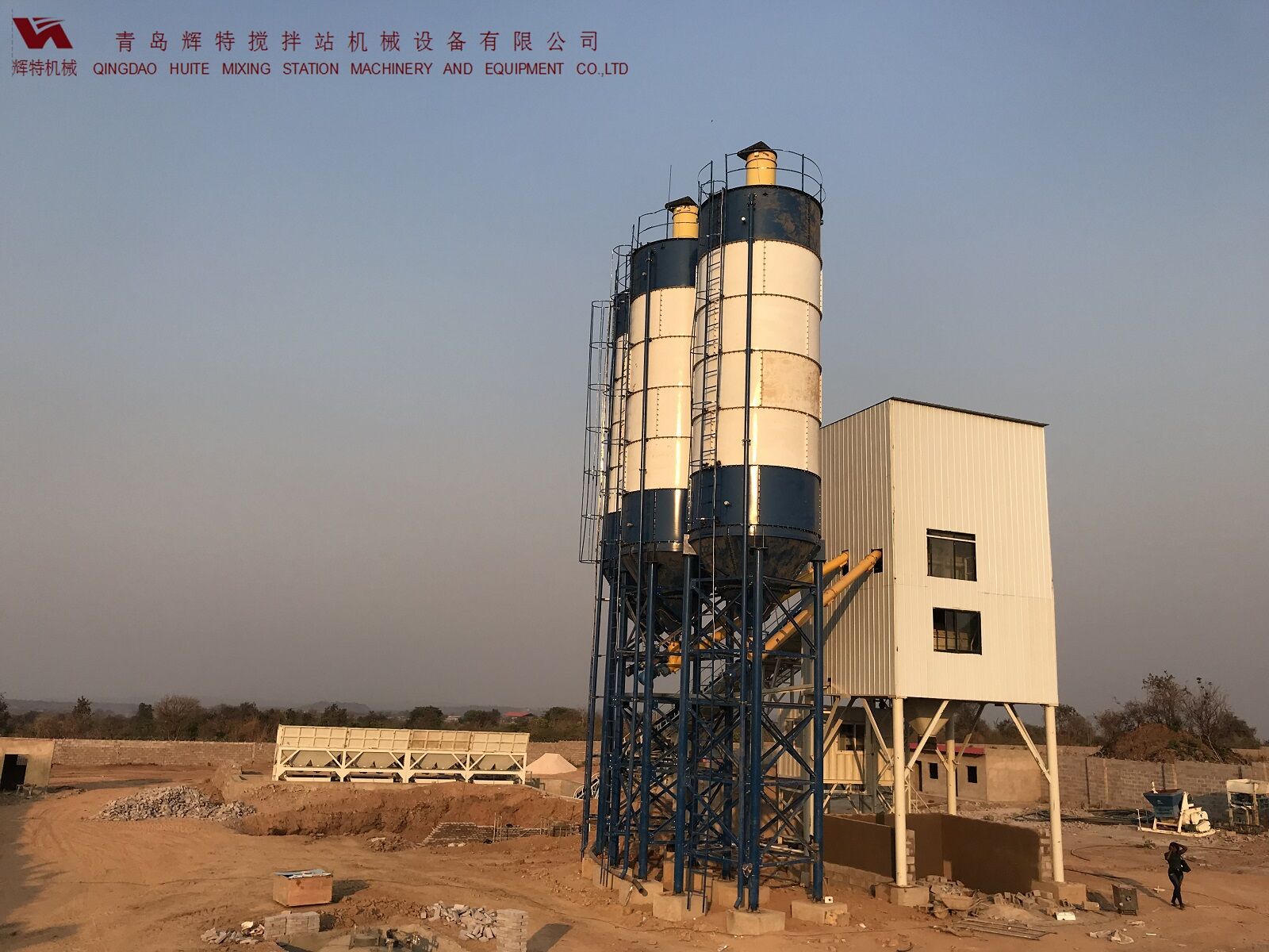 輝特混凝土攪拌站HZS120采用國內外知名品牌，大大降低了設備故障率