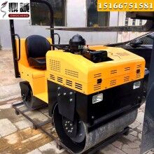 看成敗！看1.5噸座駕式柴油壓路機(jī) 雙鋼輪壓路機(jī) 溝槽施工壓土機(jī)